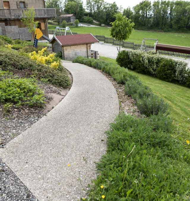 Jardinier à Besançon : des prestations de jardinage et des travaux paysagers variés